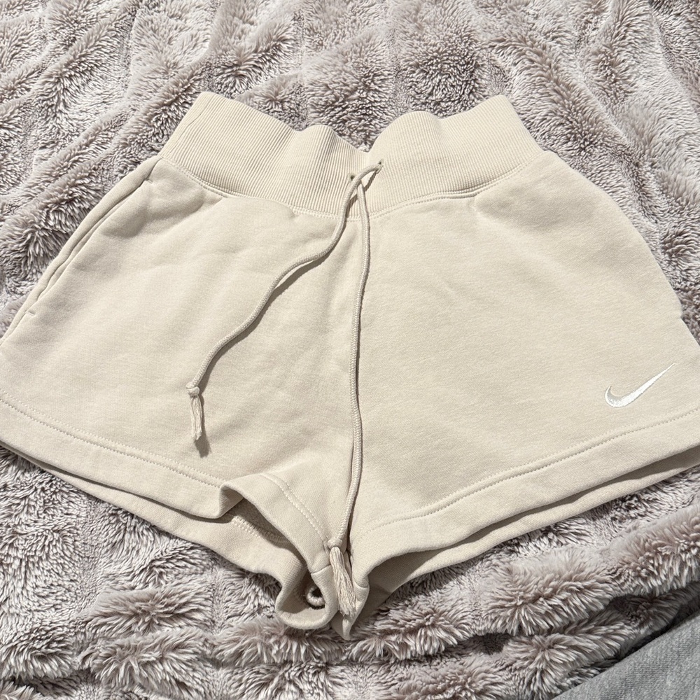 Nike Beige Casual Shorts